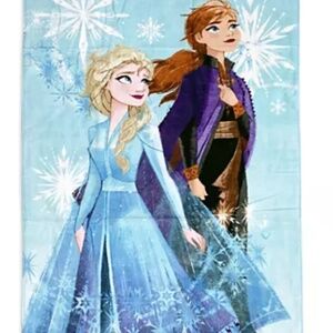 Disney Store - Frozen 2, Elsa and Anna, Beach Towel, Brand New!